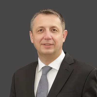 Dr. E. Emre Kanaat