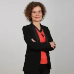 Ayperi Babür